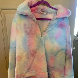 Very soft boutique crop style tie dye sweater. Like new! Only worn to try on.